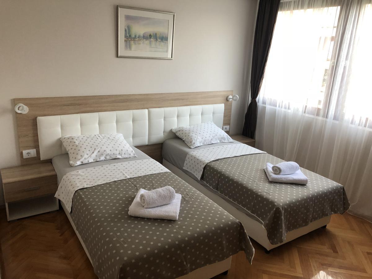 Leo Lägenhet Ni Exteriör bild